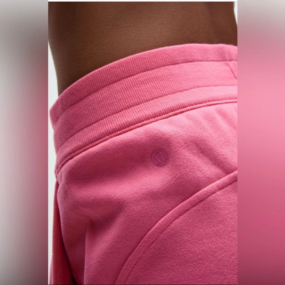Lululemon Scuba HR Short 5” -Sz14 Sukara Pink - Picture 2 of 6